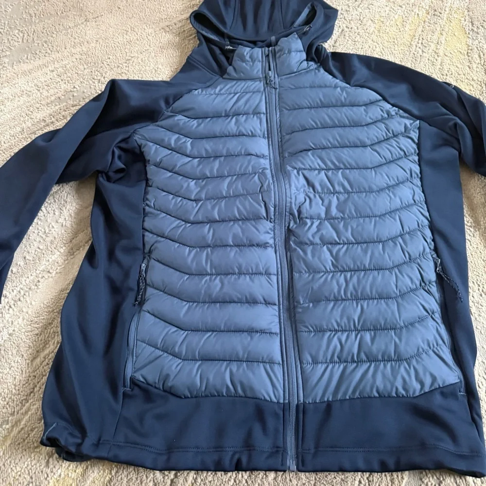 Columbia coat White Out Omni Heat 2 Tone Blue Hybrid  Hooded Jacket XL